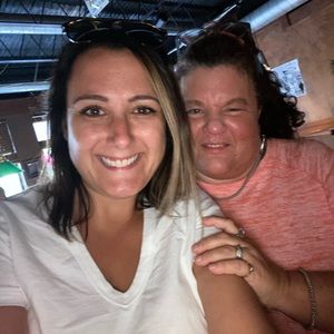 Meet your Posher, Leah